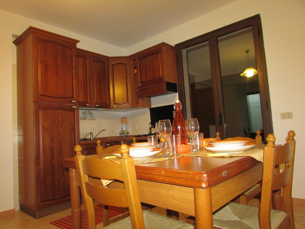 Residence Villa Santa Lucia Cefalù Quarto foto