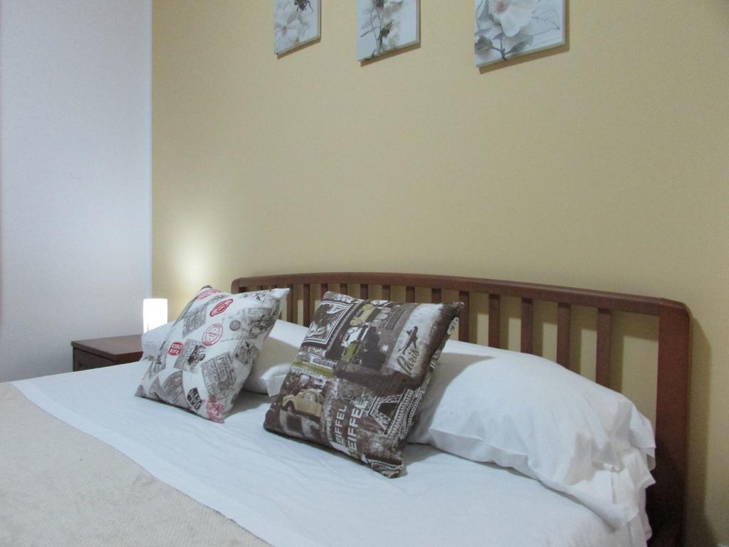 Residence Villa Santa Lucia Cefalù Quarto foto